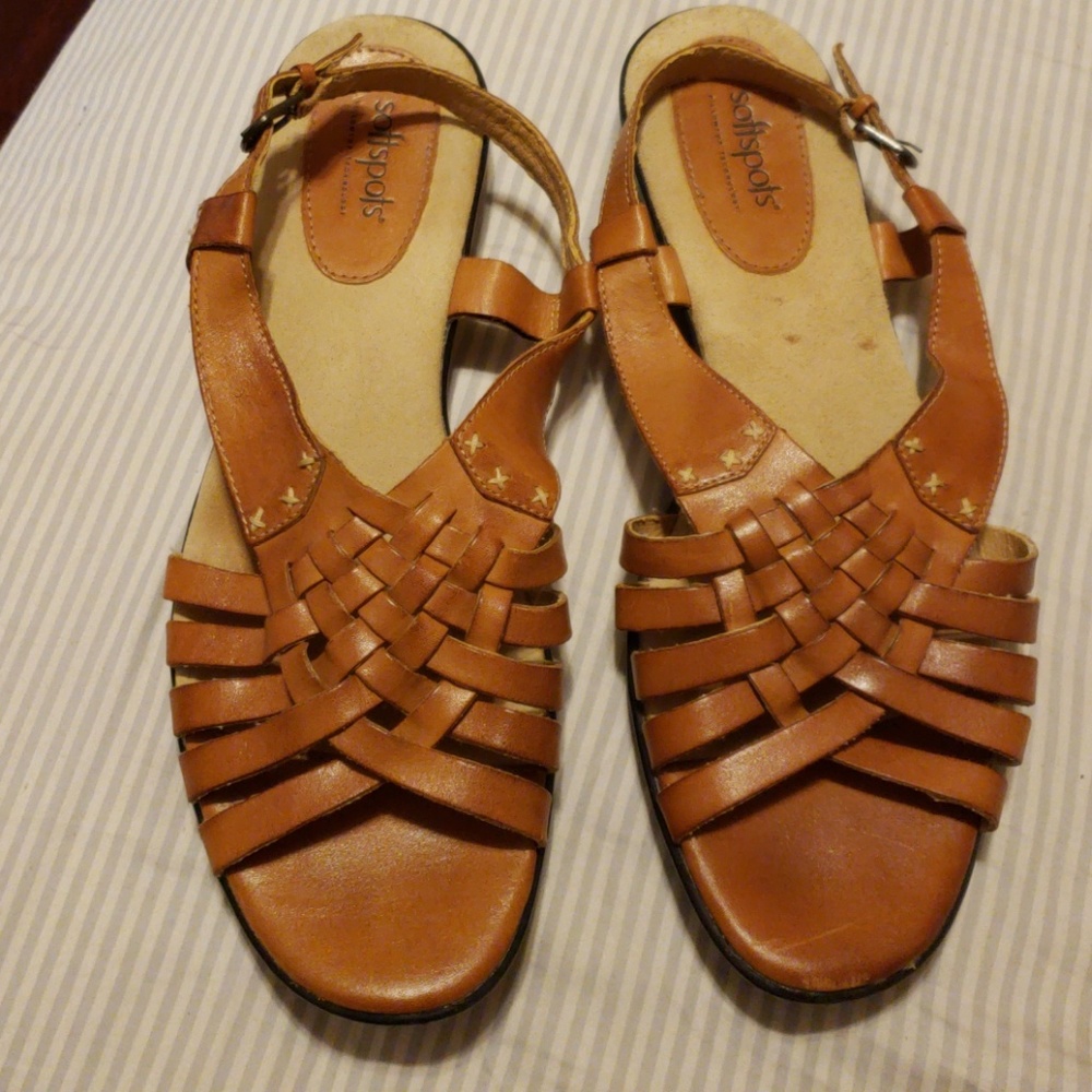 Extremely comfortable Softspots leather sandals